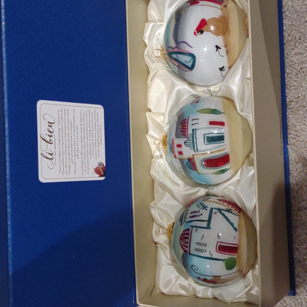 Set of 3 li Bien orniments